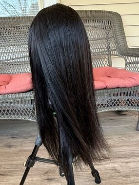 V part wig with adjustable band